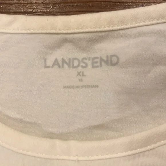 Lands’End Crew Neck Longsleeve Cream Shirt - Picture 2 of 3